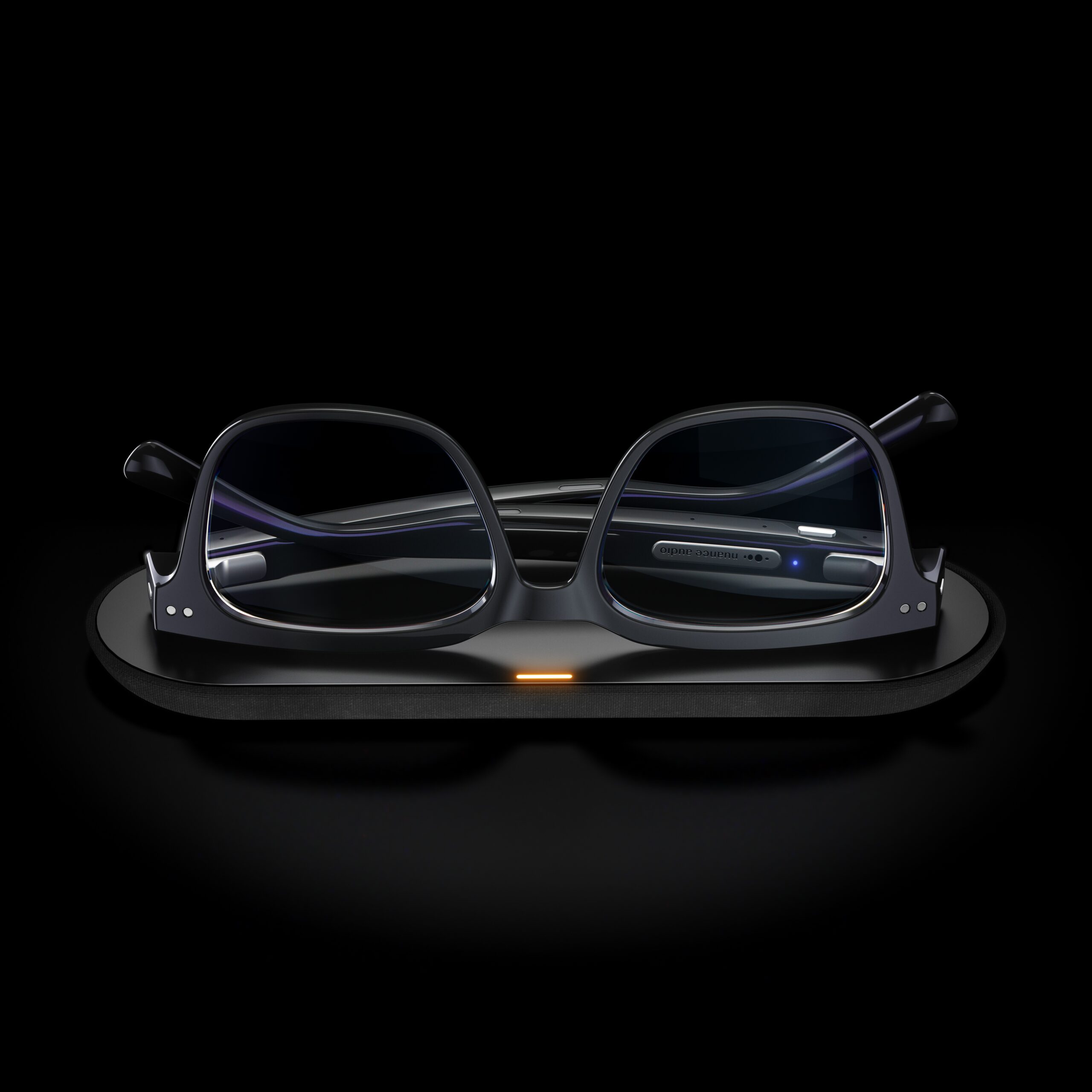 Luxottica_Nuance24_App_Login_v004_10k_Still